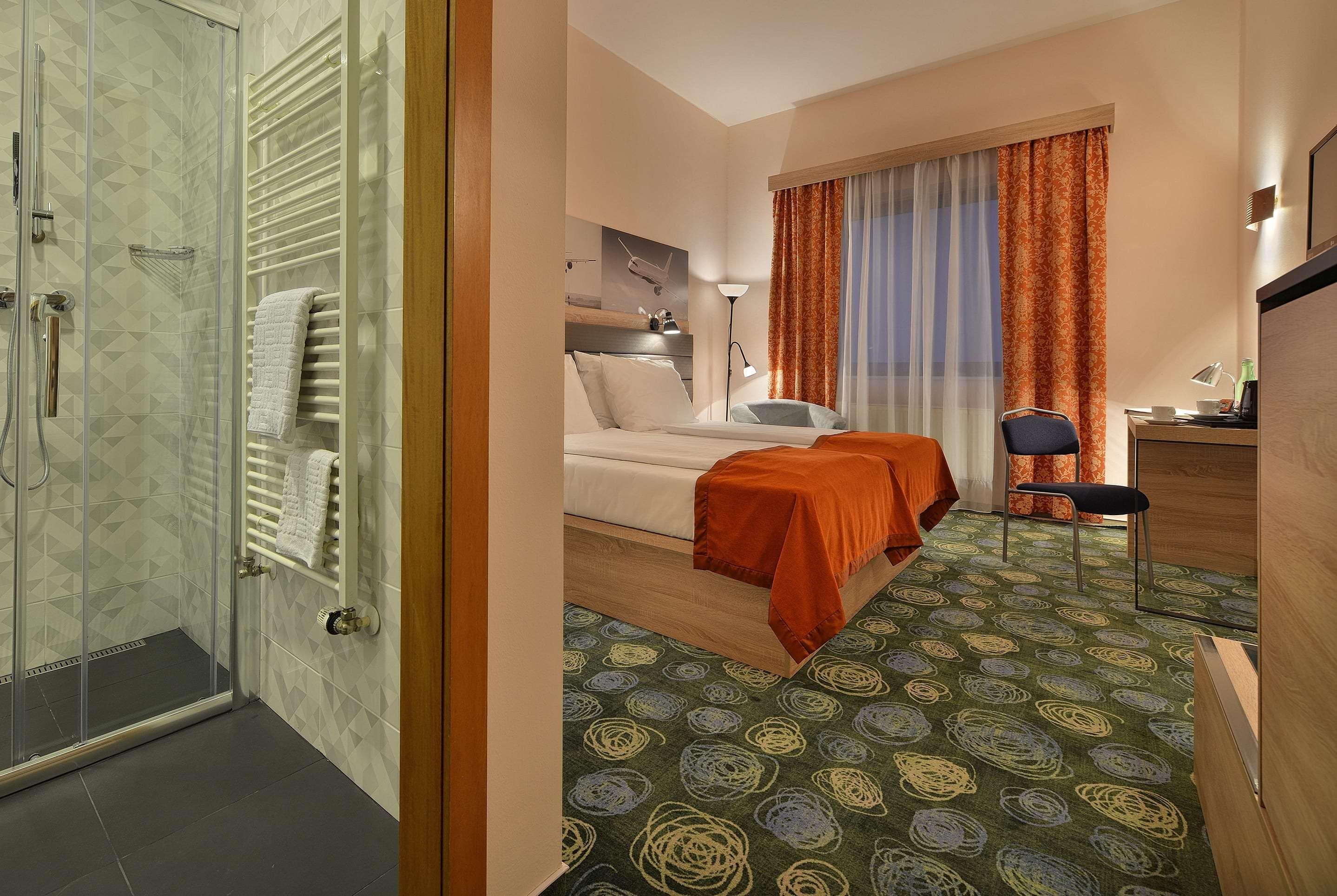 Ramada Airport Hotel Praha