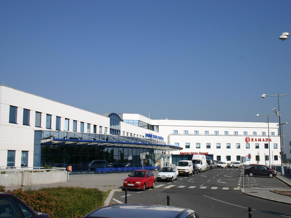 Ramada Airport Hotel Praag